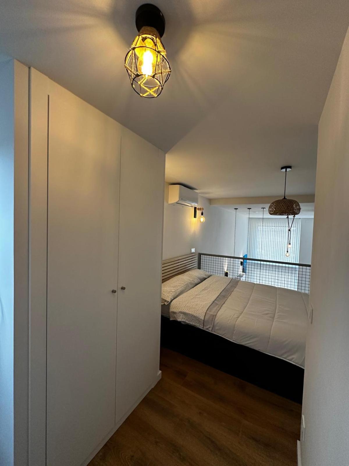 Black Rock Loft Apartment Мадрид Екстериор снимка