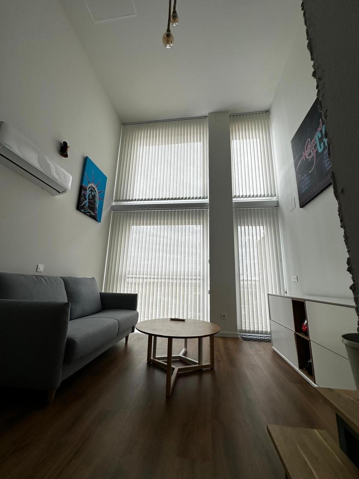 Black Rock Loft Apartment Мадрид Екстериор снимка