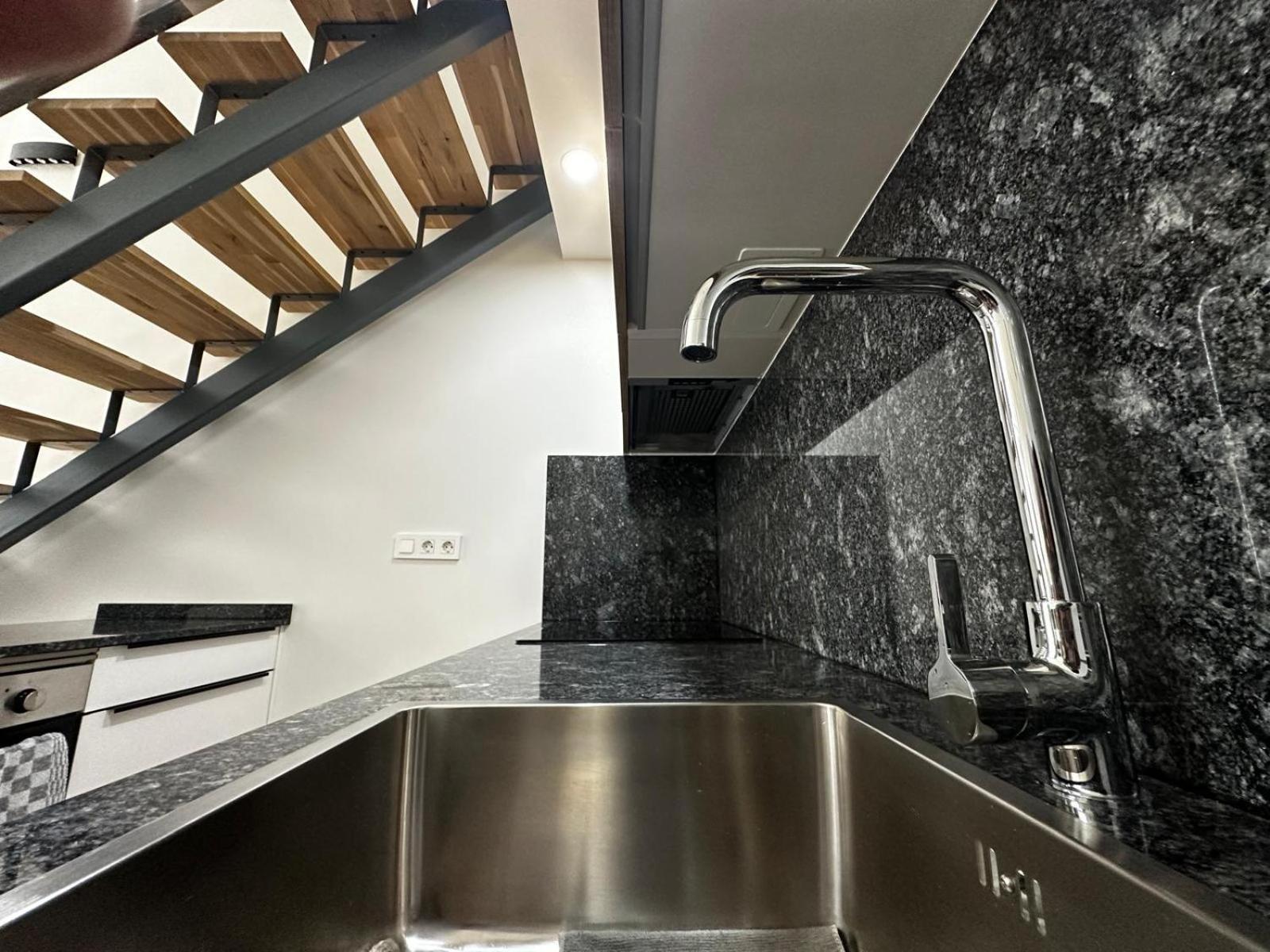 Black Rock Loft Apartment Мадрид Екстериор снимка